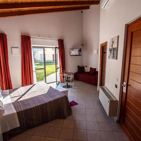 In Guest - Village Double-room Casa de hóspedes *