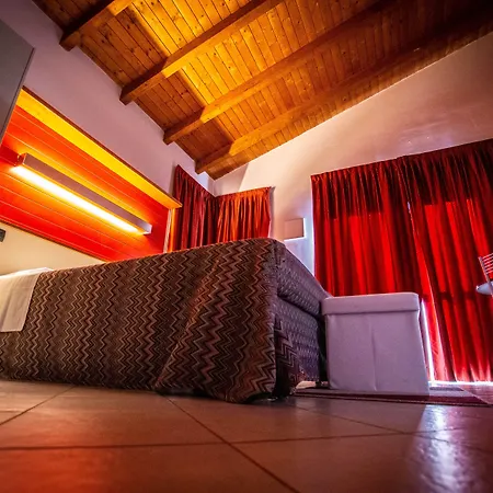 Penzion In Guest - Village Double-room Alba (Piedmont)